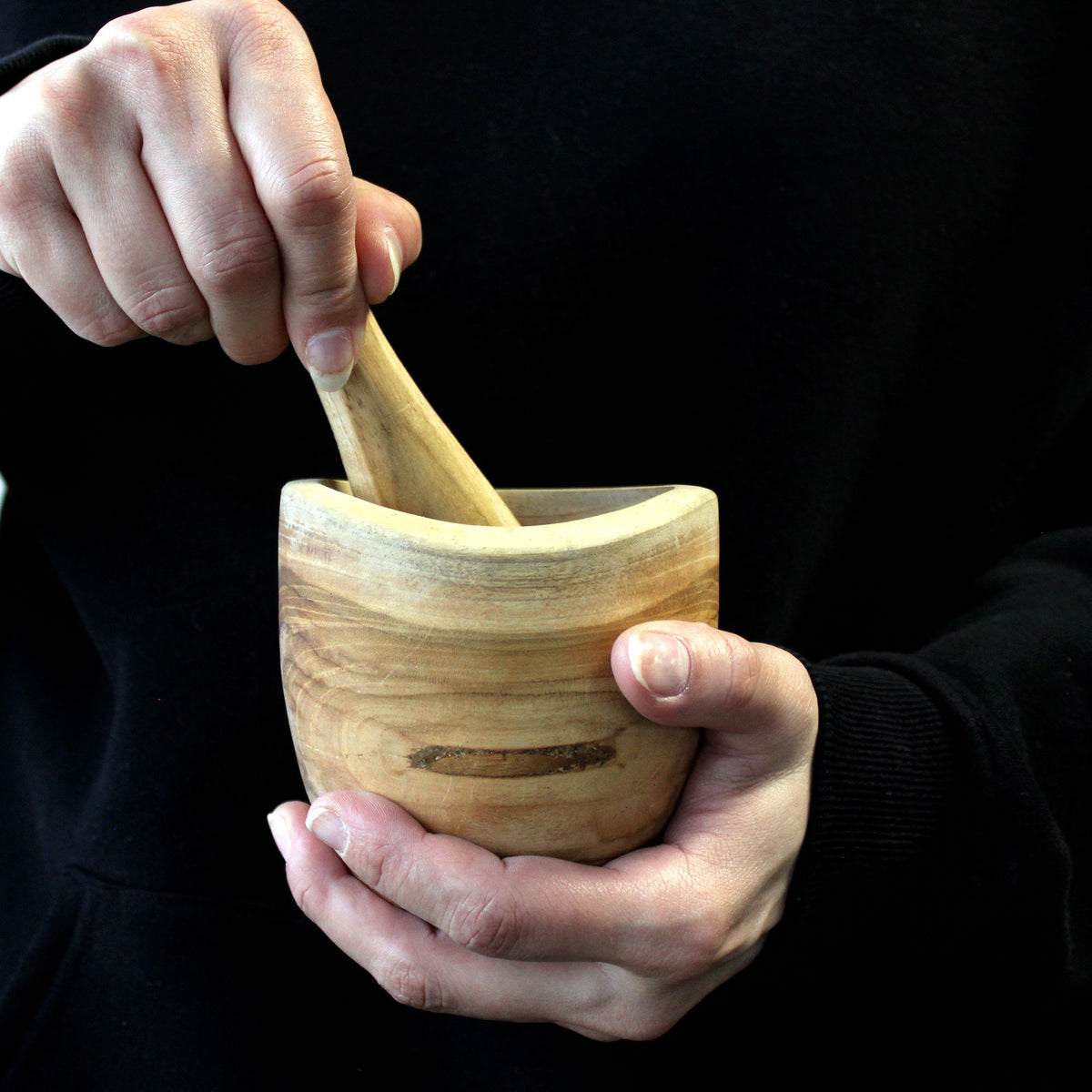Ergo Teak Pestle & Mortar — Studio